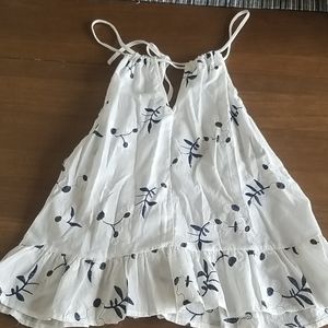 Blue and white floral top